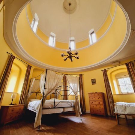 Le Petit Chateau De Blier Villa Erezee ภายนอก รูปภาพ