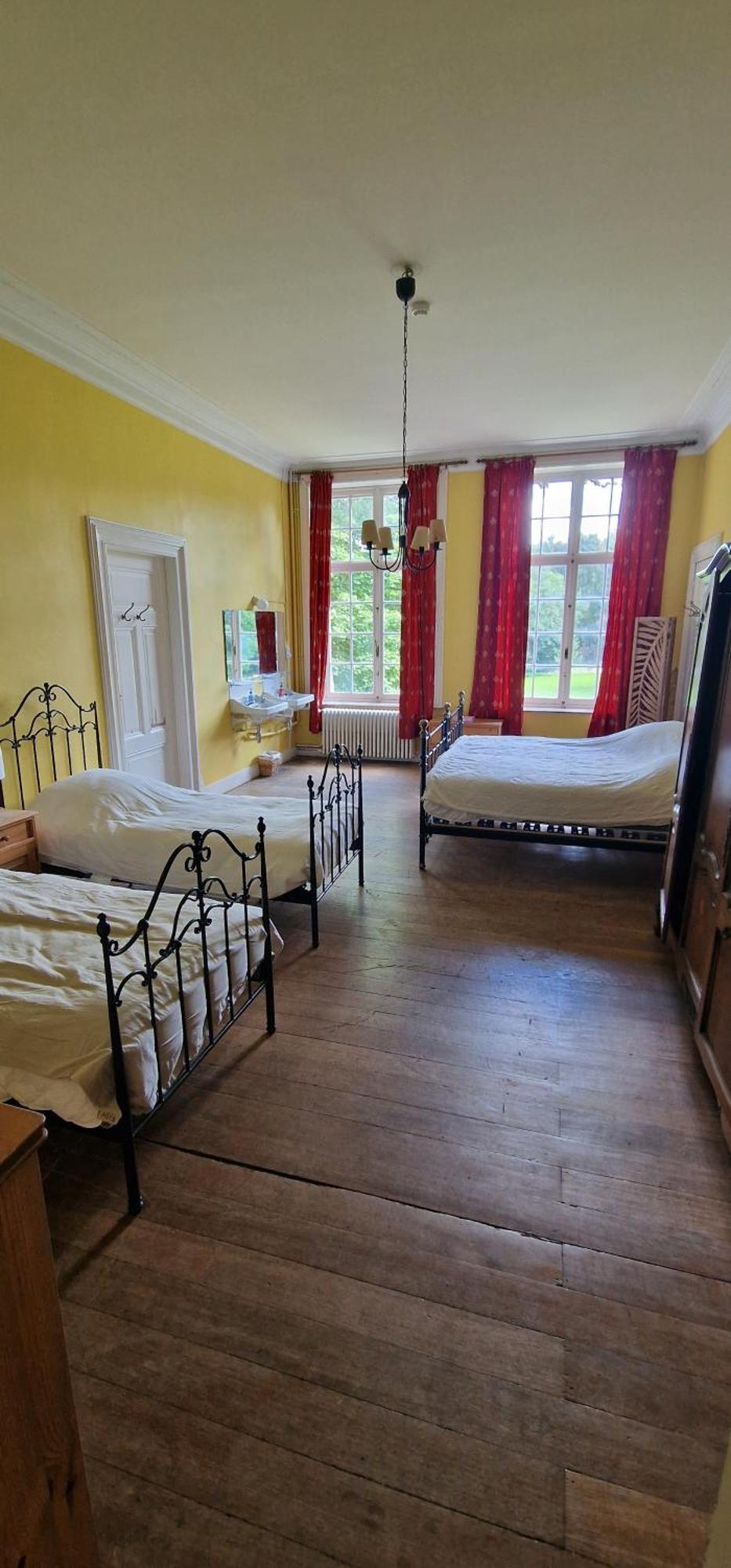 Le Petit Chateau De Blier Villa Erezee ภายนอก รูปภาพ